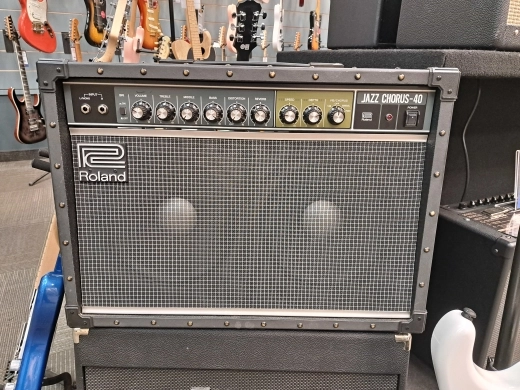 Roland - JC-40